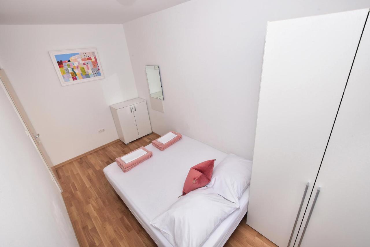 Sunshine Apartment Makarska Zewnętrze zdjęcie